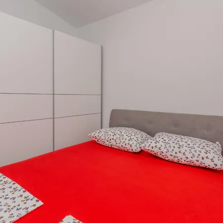 Apartman Zilic By Interhome *